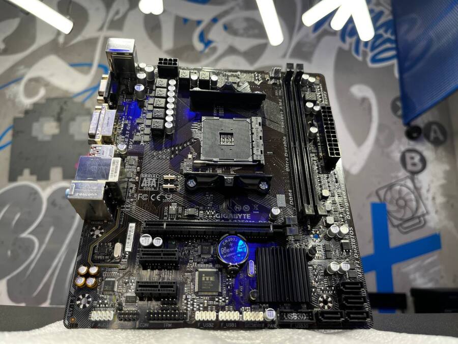Материнская плата gigabyte GA-AB350M-DS2 AM4 DDR4