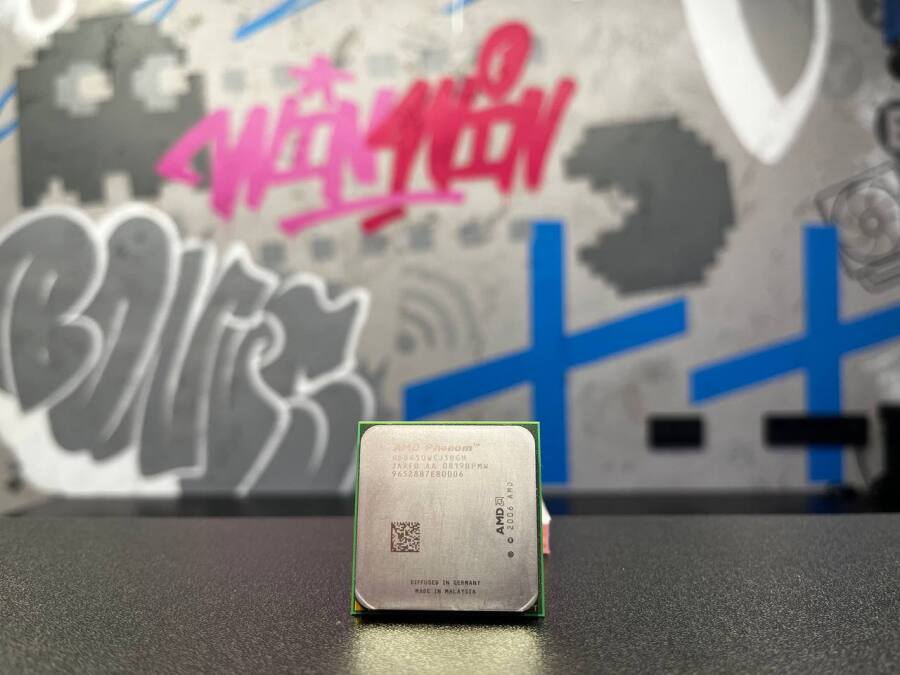 Процессор AMD Phenom X3 8450, AM2+, 2.1GHz, 3/3