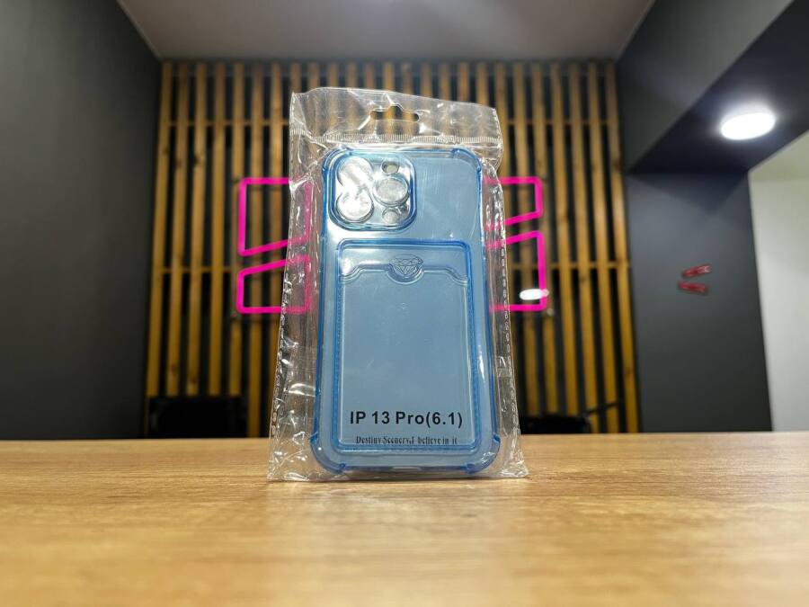 Чехол на iPhone 13 Pro