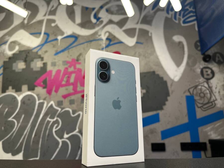 iPhone 16 128GB Teal