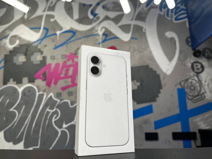 iPhone 16 128gb White